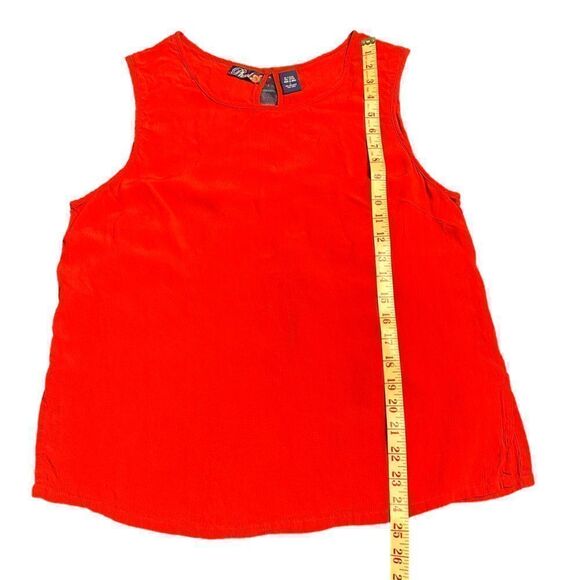 Red Phool Crepe Sleeveless Blouse Tank - Picture 7 of 8